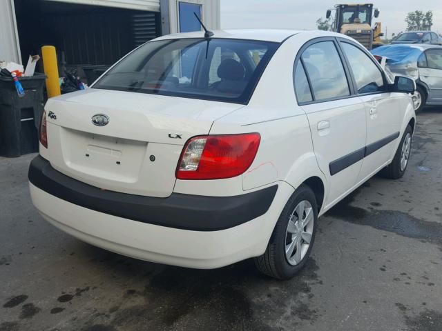 KNADE123676264229 - 2007 KIA RIO BASE WHITE photo 4