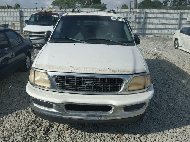 1FMRU17L3WLB43433 - 1998 FORD EXPEDITION WHITE photo 9