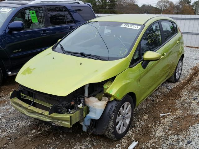 3FADP4EJ0CM198348 - 2012 FORD FIESTA SE GREEN photo 2