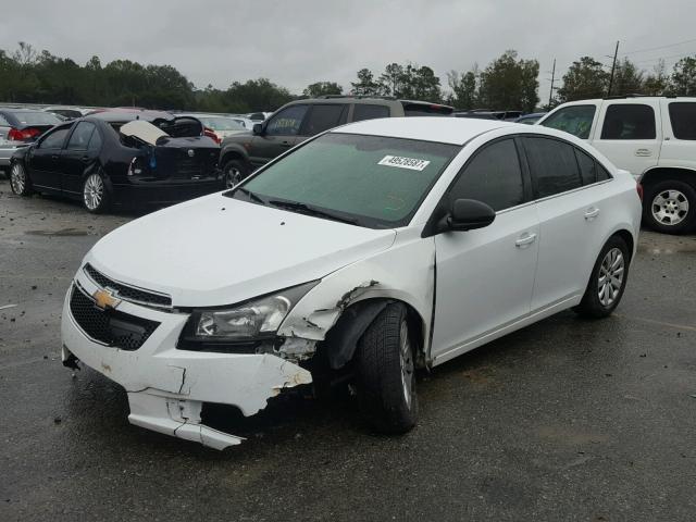 1G1PC5SH5B7264985 - 2011 CHEVROLET CRUZE LS WHITE photo 2