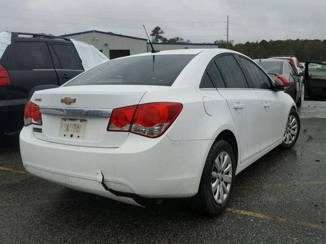 1G1PC5SH5B7264985 - 2011 CHEVROLET CRUZE LS WHITE photo 4