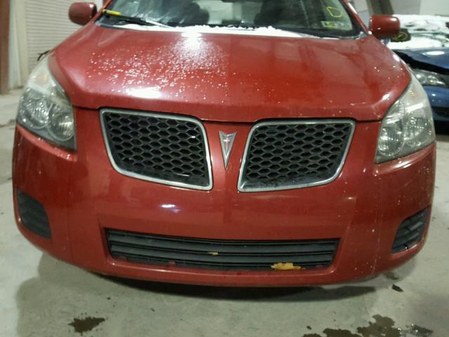 5Y2SP67829Z457226 - 2009 PONTIAC VIBE RED photo 9