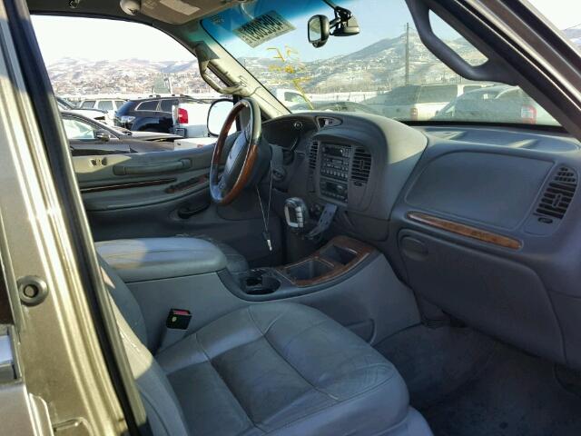 5LMFU28A01LJ04021 - 2001 LINCOLN NAVIGATOR GRAY photo 5