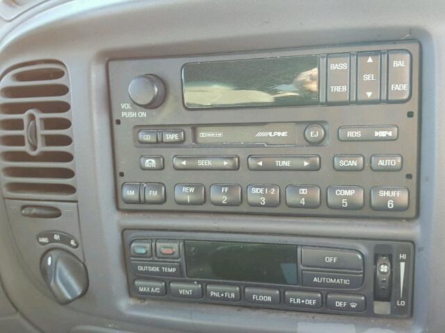 5LMFU28A01LJ04021 - 2001 LINCOLN NAVIGATOR GRAY photo 9