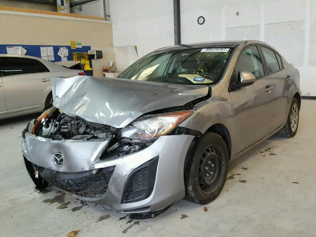 JM1BL1UF7B1496027 - 2011 MAZDA 3 I GRAY photo 2