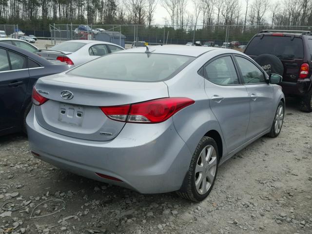 5NPDH4AE8DH214738 - 2013 HYUNDAI ELANTRA GL SILVER photo 4