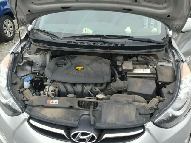 5NPDH4AE8DH214738 - 2013 HYUNDAI ELANTRA GL SILVER photo 7