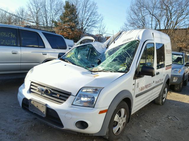 NM0KS9BN6AT015020 - 2010 FORD TRANSIT CO WHITE photo 2