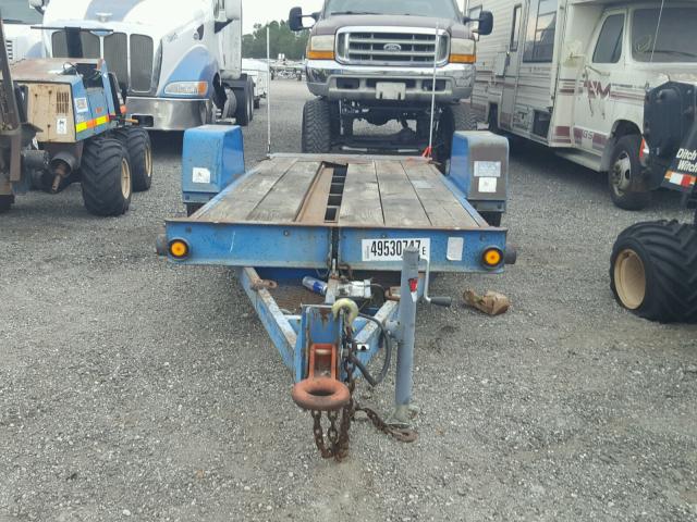 1DS0000J7Y17T1079 - 2000 DITCH WITCH TRAILER BLUE photo 2