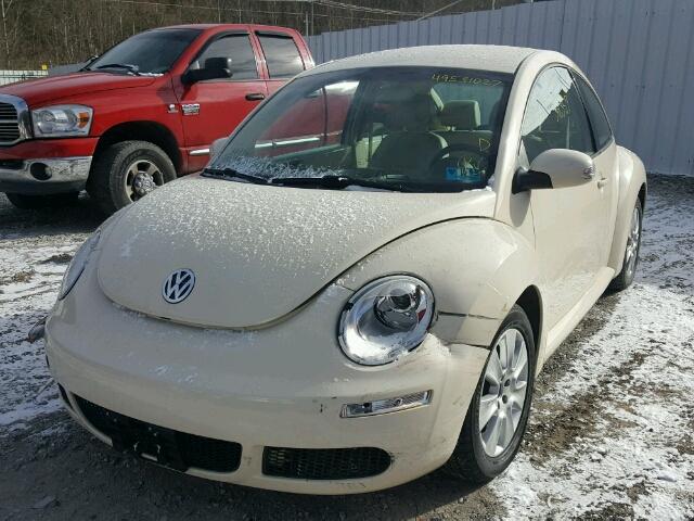 3VWPW3AG3AM021995 - 2010 VOLKSWAGEN NEW BEETLE CREAM photo 2