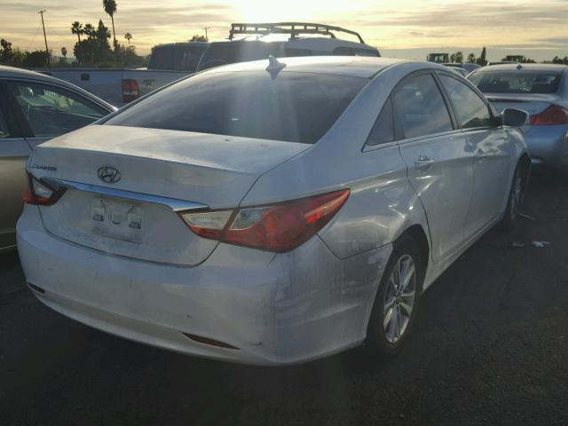 5NPEB4AC7BH171866 - 2011 HYUNDAI SONATA GLS WHITE photo 4