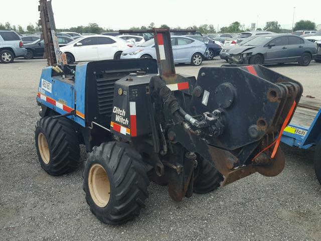 4V0133 - 2001 DITCH WITCH WITCH BLUE photo 3