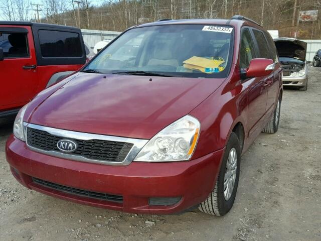 KNDMG4C78C6494803 - 2012 KIA SEDONA LX RED photo 2