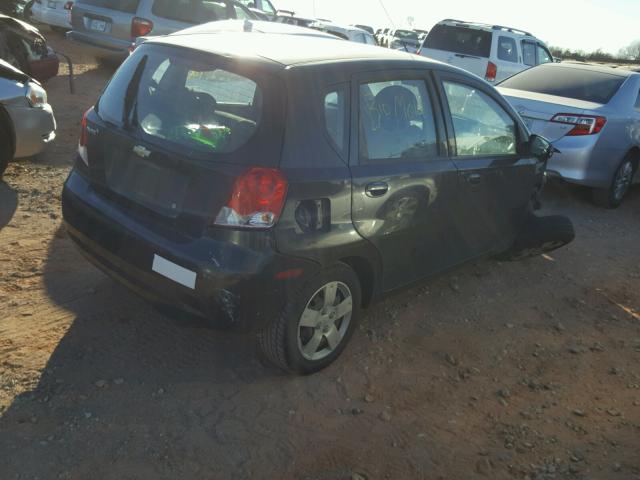 KL1TD66678B125990 - 2008 CHEVROLET AVEO BASE BLACK photo 4