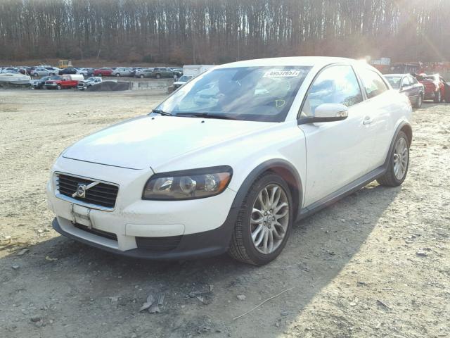 YV1MK672692149403 - 2009 VOLVO C30 T5 WHITE photo 2