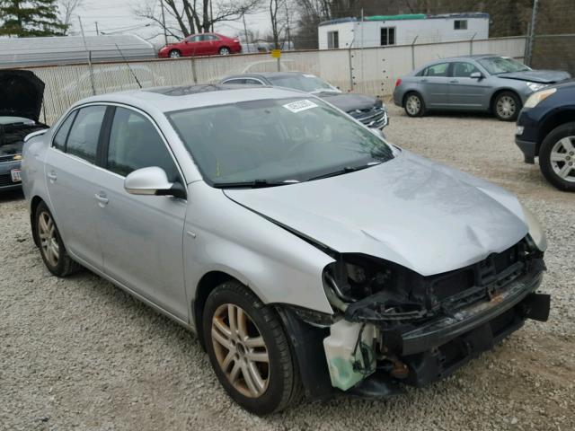 3VWEF71K77M150298 - 2007 VOLKSWAGEN JETTA WOLF SILVER photo 1