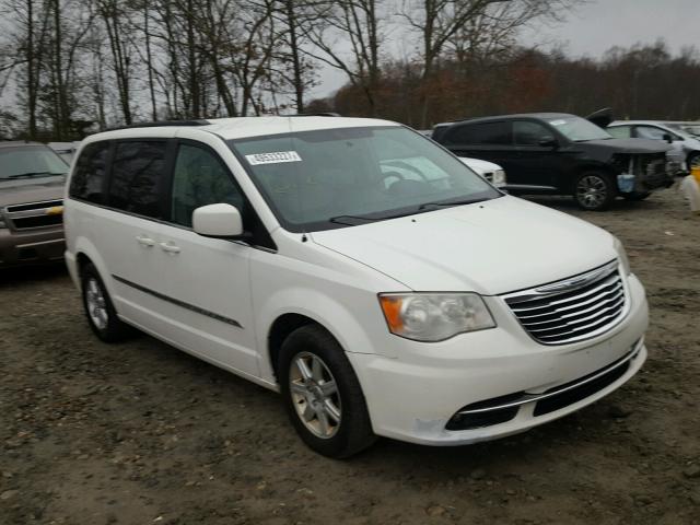 2A4RR5DG3BR664863 - 2011 CHRYSLER TOWN & COU WHITE photo 1