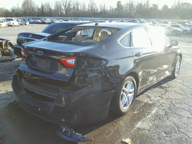 3FA6P0H78FR123387 - 2015 FORD FUSION SE BLACK photo 4