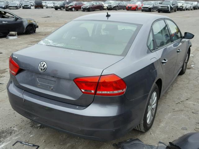 1VWAP7A3XCC032794 - 2012 VOLKSWAGEN PASSAT S GRAY photo 4