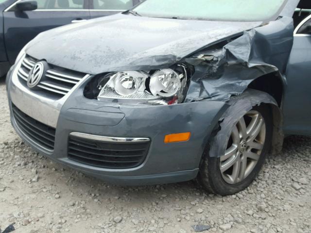 3VWRF71K27M139534 - 2007 VOLKSWAGEN JETTA 2.5 GRAY photo 9