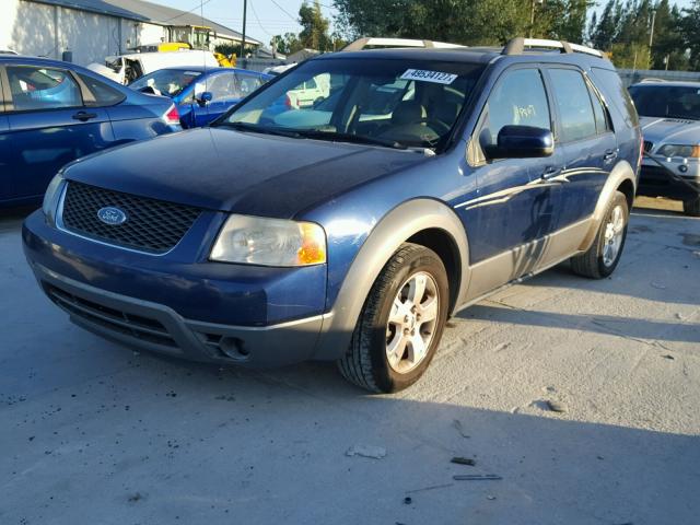 1FMDK05155GA02303 - 2005 FORD FREESTYLE BLUE photo 2