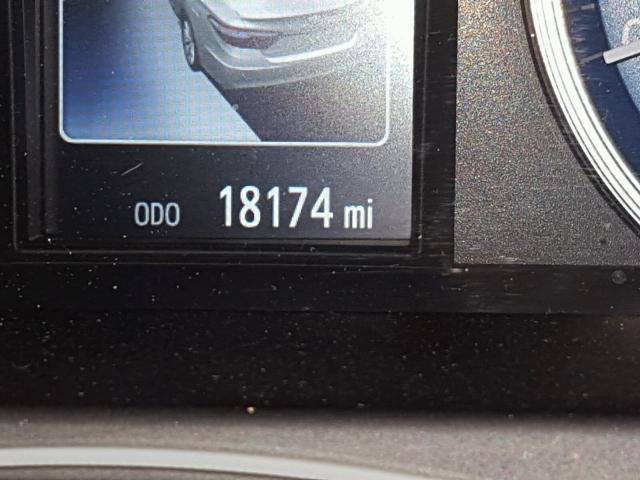 4T1BF1FK7GU581145 - 2016 TOYOTA CAMRY LE ვერცხლისფერი ფოტო 8