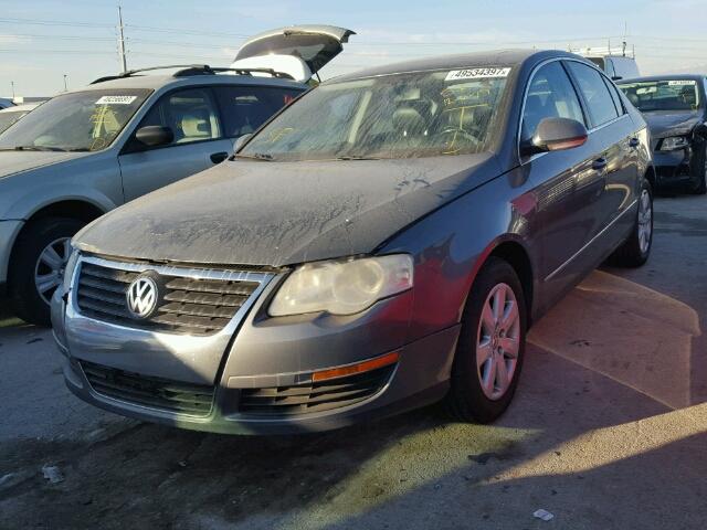 WVWEK73C86E036013 - 2006 VOLKSWAGEN PASSAT 2.0 GRAY photo 2