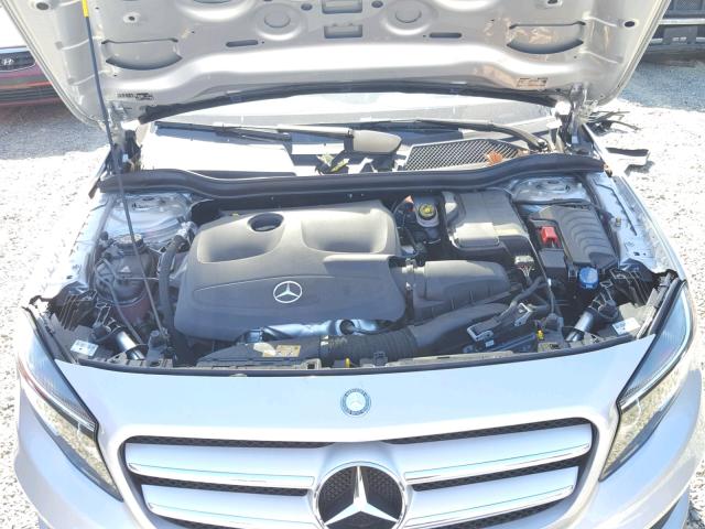 WDCTG4GB1GJ216235 - 2016 MERCEDES-BENZ GLA 250 4M SILVER photo 7