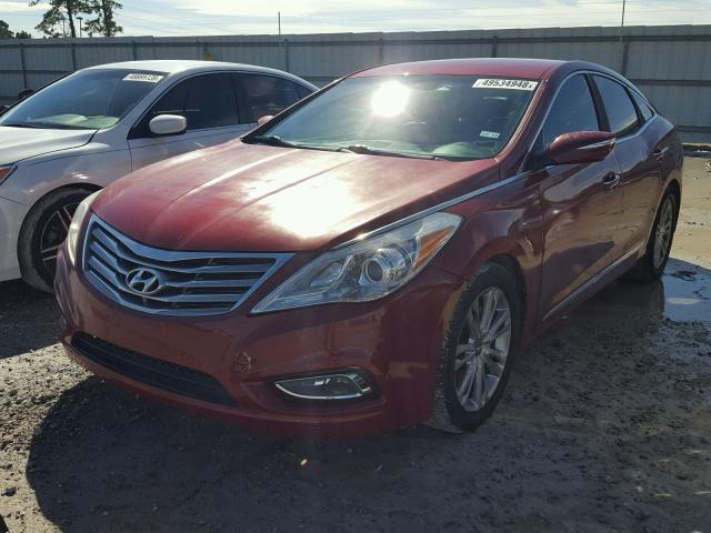 KMHFG4JGXCA127504 - 2012 HYUNDAI AZERA GLS RED photo 2