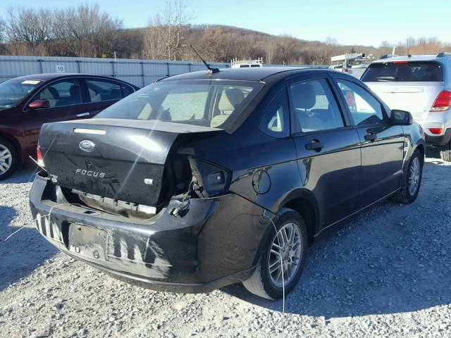 1FAHP35N48W276443 - 2008 FORD FOCUS SE BLACK photo 4