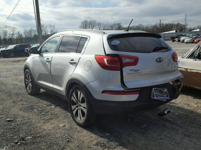 KNDPCCA26B7086688 - 2011 KIA SPORTAGE E SILVER photo 3