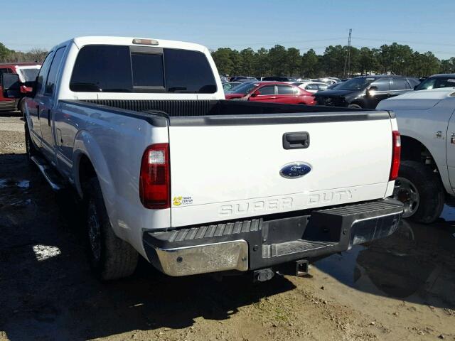 1FT7W2AT7BEC34580 - 2011 FORD F250 SUPER WHITE photo 3