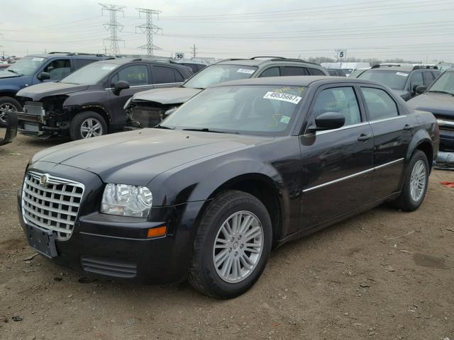 2C3KA43D69H508384 - 2009 CHRYSLER 300 LX BLACK photo 2