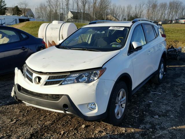 JTMRFREV2DD026841 - 2013 TOYOTA RAV4 XLE WHITE photo 2