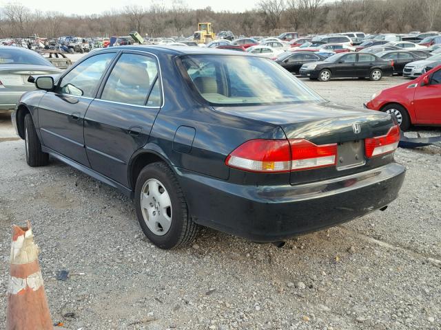 1HGCG16561A074957 - 2001 HONDA ACCORD EX GREEN photo 3