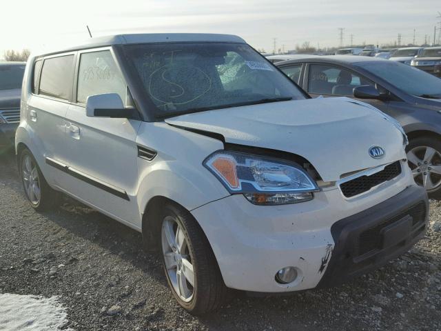 KNDJT2A26A7045895 - 2010 KIA SOUL + CREAM photo 1