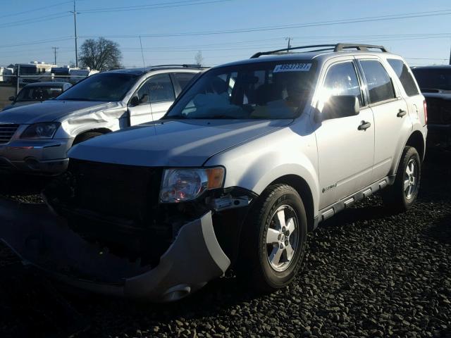 1FMCU02Z78KA52976 - 2008 FORD ESCAPE XLS SILVER photo 2