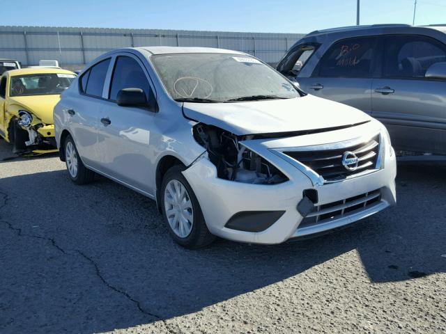 3N1CN7AP7FL873486 - 2015 NISSAN VERSA S SILVER photo 1