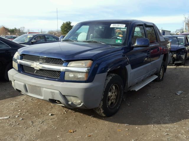 3GNEK13T82G205924 - 2002 CHEVROLET AVALANCHE BLUE photo 2