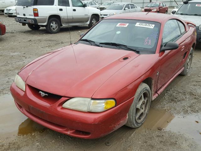 1FALP4047TF209861 - 1996 FORD MUSTANG MAROON photo 2