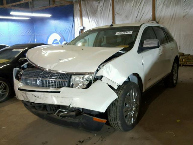 2LMDU68C48BJ32387 - 2008 LINCOLN MKX WHITE photo 2