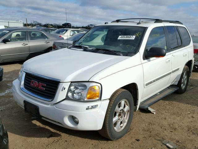 1GKDT13S352326922 - 2005 GMC ENVOY WHITE photo 2