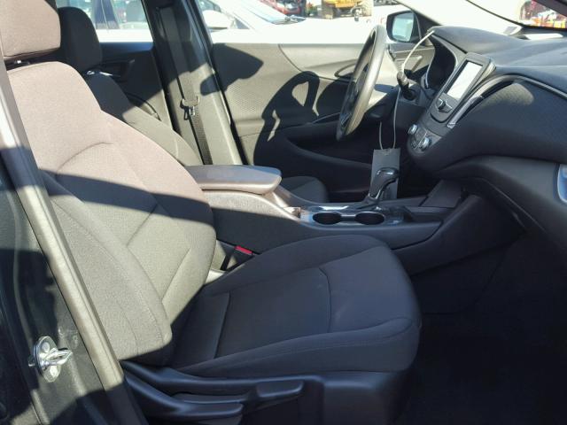 1G1ZB5ST6HF233551 - 2017 CHEVROLET MALIBU LS ნაცრისფერი ფოტო 5