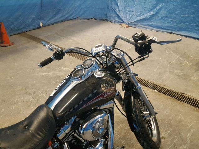 1HD1GN1126K331114 - 2006 HARLEY-DAVIDSON FXDLI BLACK photo 5