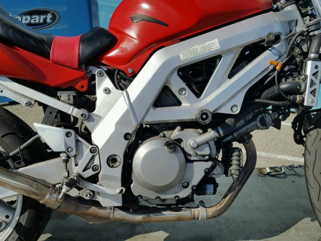 JS1VP53A142103807 - 2004 SUZUKI SV650 RED photo 7