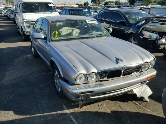 SAJDA14C7YLF18677 - 2000 JAGUAR XJ8 SILVER photo 1