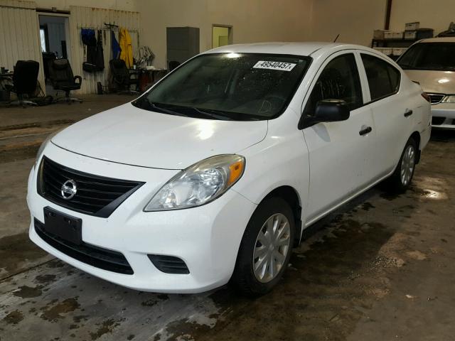 3N1CN7AP9CL899874 - 2012 NISSAN VERSA S WHITE photo 2