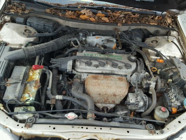 JHMCG6699YC008494 - 2000 HONDA ACCORD SE TAN photo 7