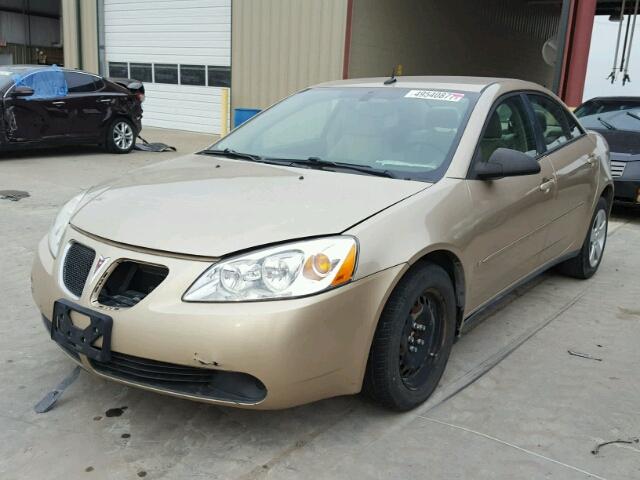 1G2ZF57B484108284 - 2008 PONTIAC G6 VALUE L TAN photo 2