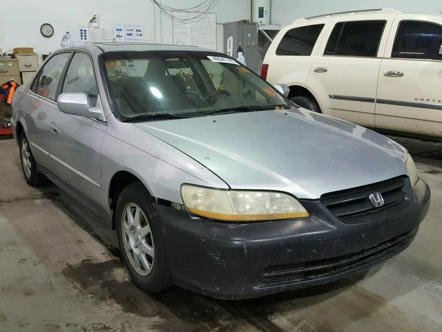 1HGCG56772A147019 - 2002 HONDA ACCORD SE SILVER photo 1